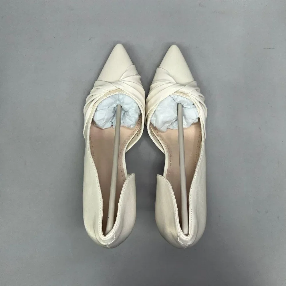 ZBY Women's Size 8.5 Off White Twist Knot Heels!‎